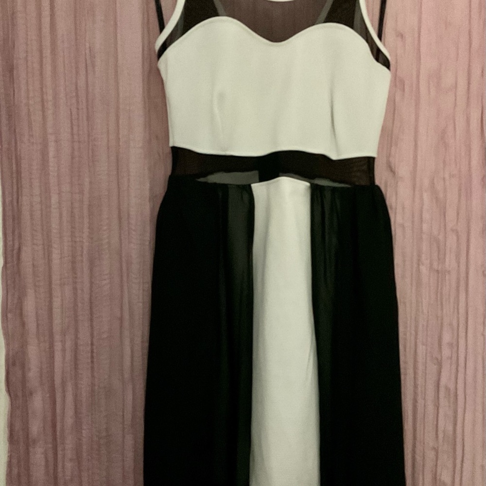 Bodycon dress w/ front & back slit